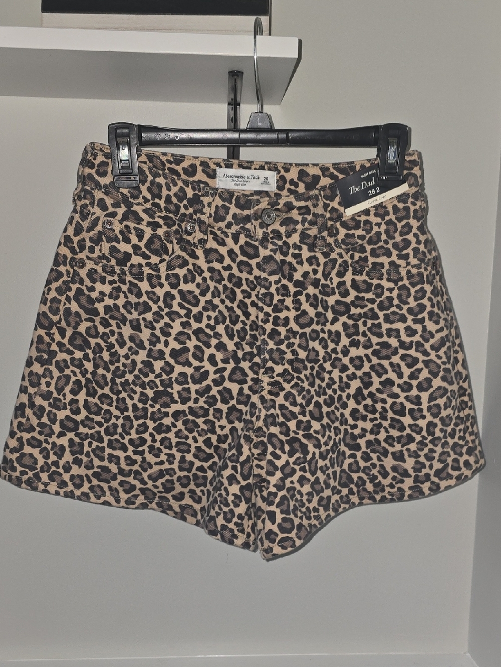 Abercrombie & Fitch Leopard Print Women's Shorts-  Sz. 26 Curvy Fit